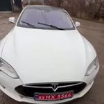 Tesla Model S 2014